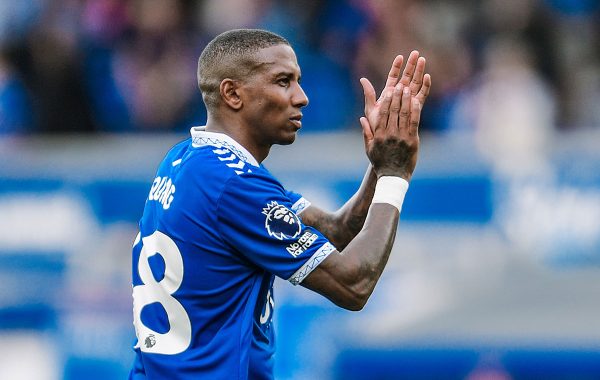 YOUNG HANGS BOOT AT 40