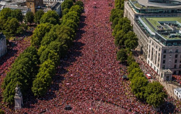 TIWA SAVAGE ,2 MILLION OTHERS JOIN ARSENAL’S EPL TROPHY PARADE IN LONDON