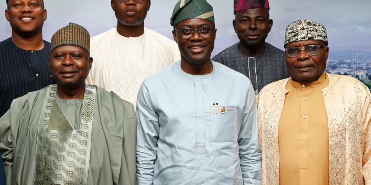 ORIIRE LG ABDUCTIONS: PDP BOT, TURAKI-LED INWC MEMBERS VISIT MAKINDE, SYMPATHISE WITH OYO GOVT, RESIDENTS