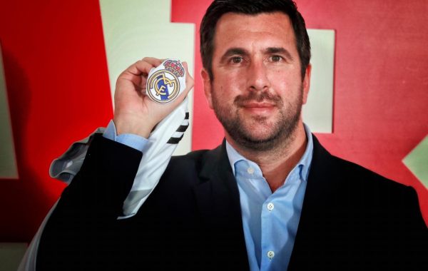 REAL MADRID PRESIDENTIAL CANDIDATE RIQUELME TO MAKE RAÚL SPORTING DIRECTOR